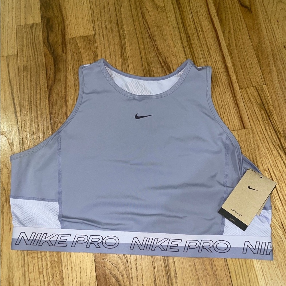 NEW WITH TAGS NIKE SPORTS BRA SIZE XL